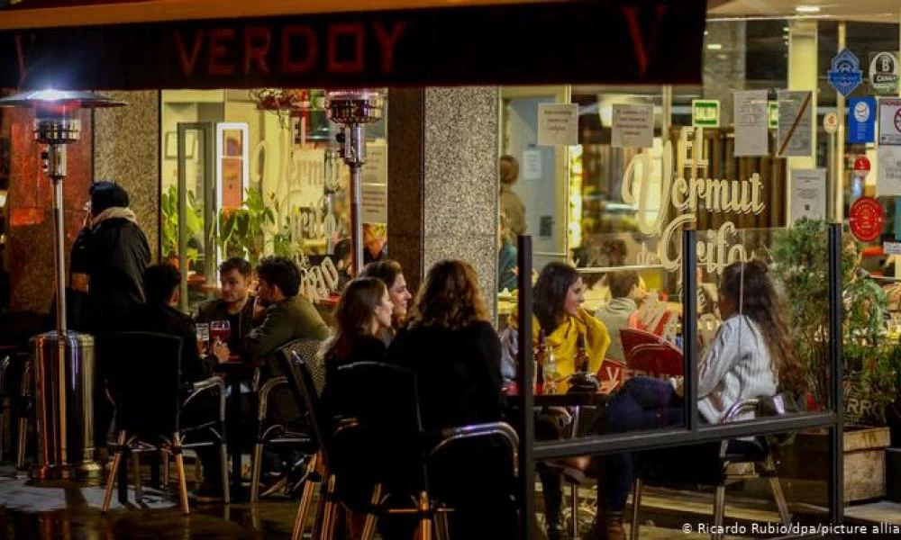 Το θαύμα της Μαδρίτης: Μειώνονται τα κρούσματα με τα μαγαζιά ανοιχτά!